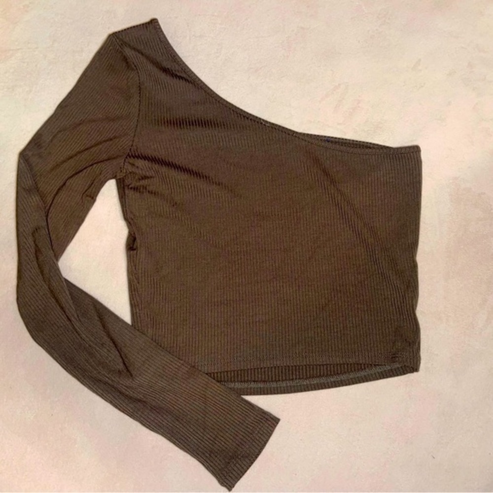 NWT Garage Top